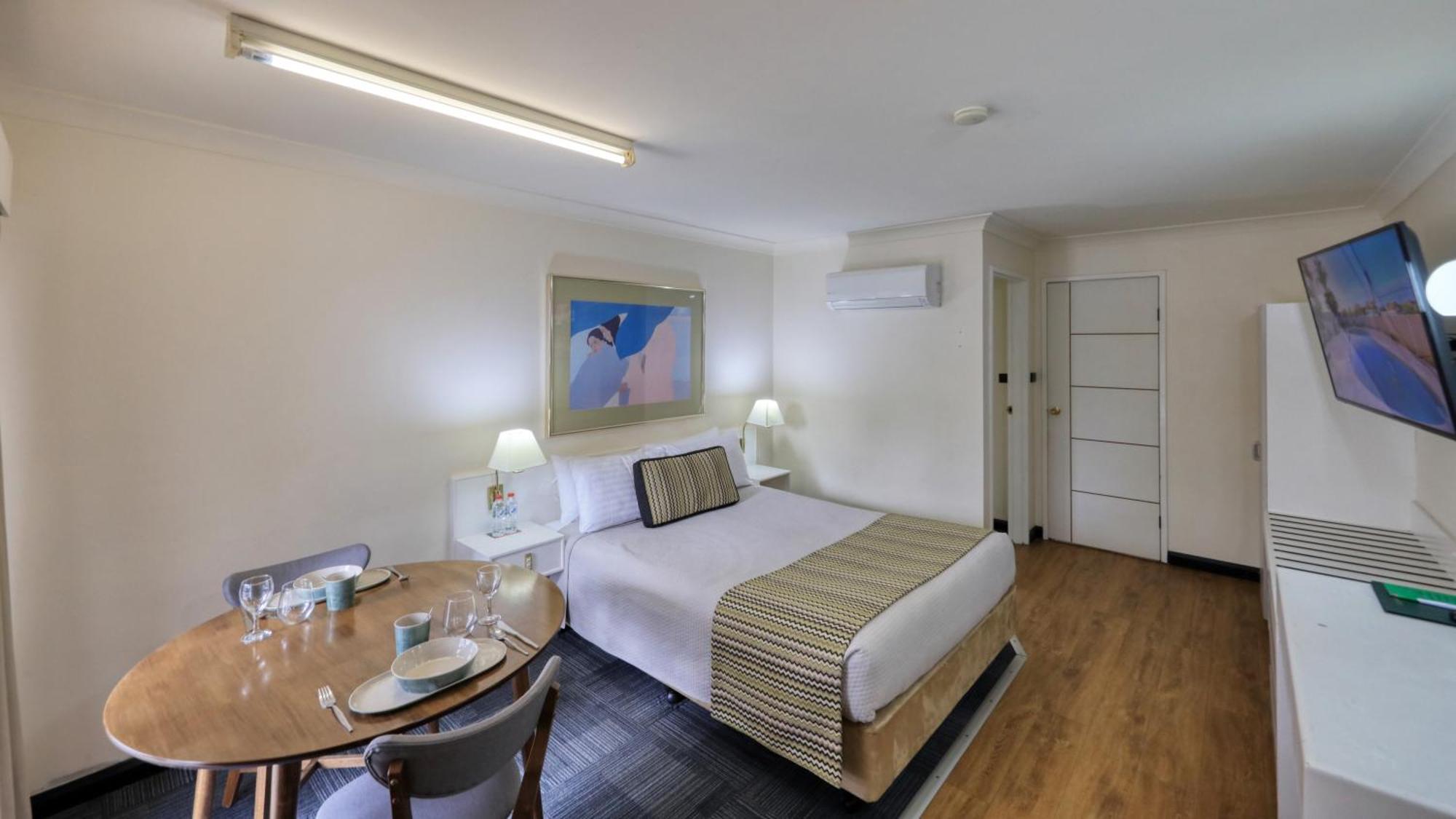 The Palms Dubbo Motel Szoba fotó