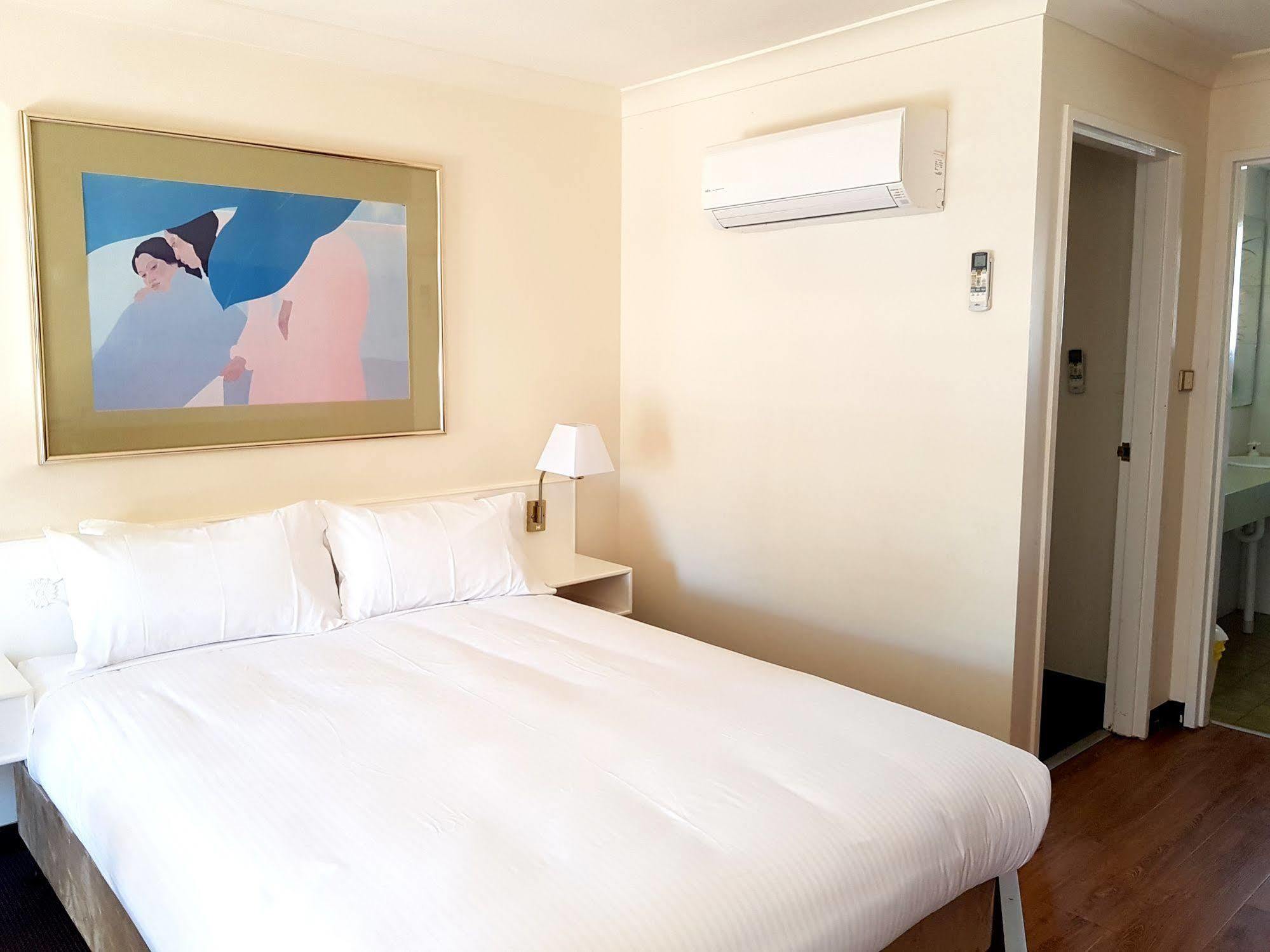 The Palms Dubbo Motel Kültér fotó